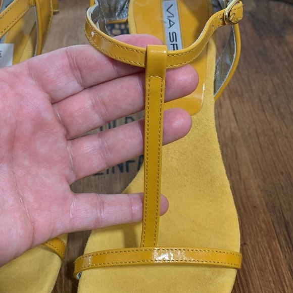 Via Spiga | NWT V Baffle Patent Leather Suede Marigold Yellow T Strap Heels 7B - Picture 13 of 17